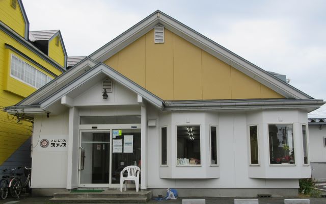 マージャンカフェ ステップ タバコを吸わないお客様から大好評 身体も心も健康に麻雀を楽しめるお店 秋田健 ここから始める健康寿命日本一
